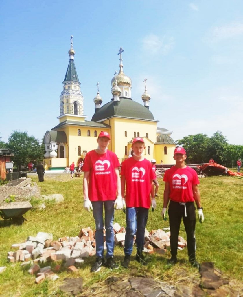 Участие в акции»Восстоновление святынь Беларуси.Нас объединяет история и вера.»